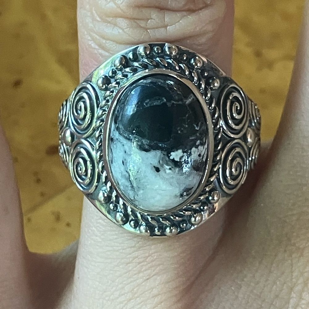 Natural White Buffalo Sterling Silver Ring Size 8